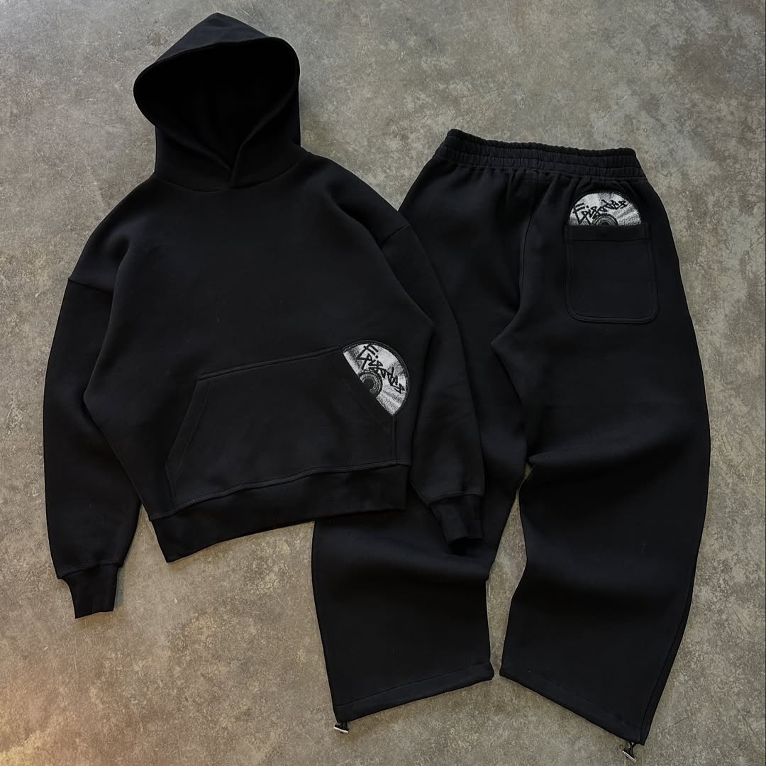 Episodes Tracksuit